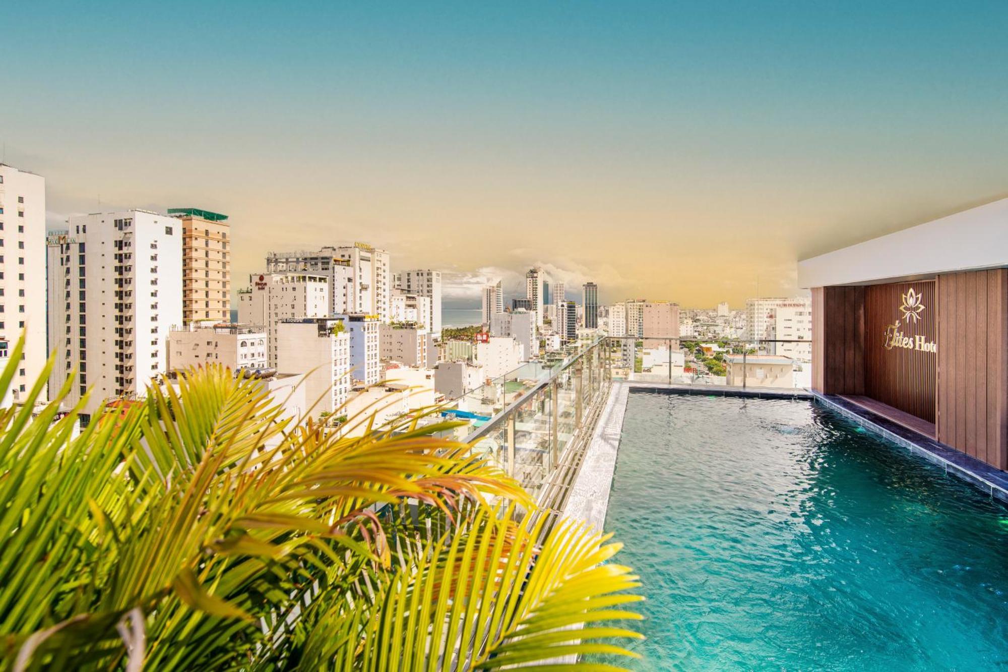 Elites Hotel Da Nang Exterior photo